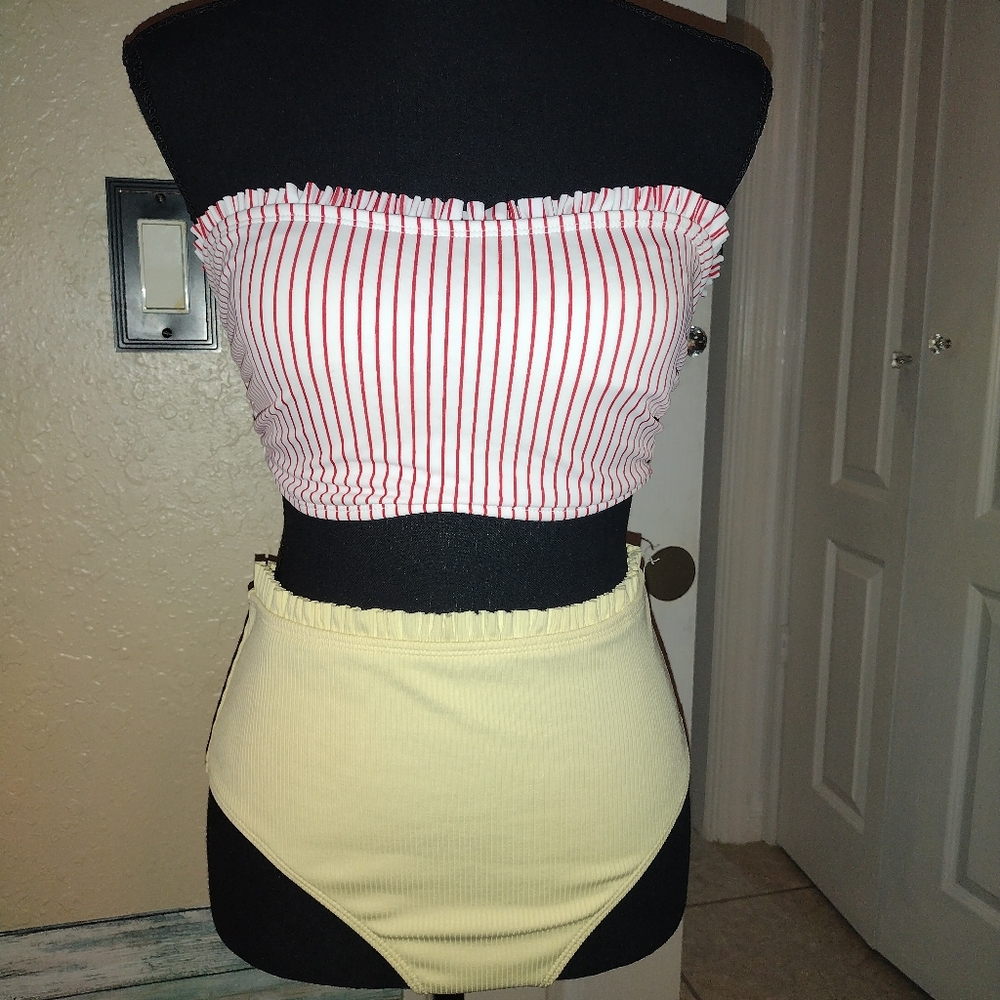 3 piece High Waisted Bikini Set Size Large
